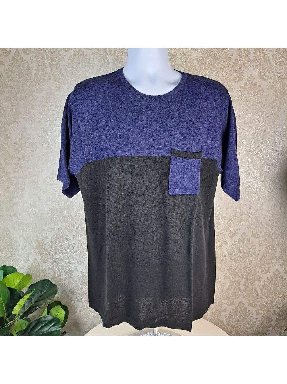 Brandini Size Large Blue/Black Short Sleeve Sweater Chest Pocket EUC